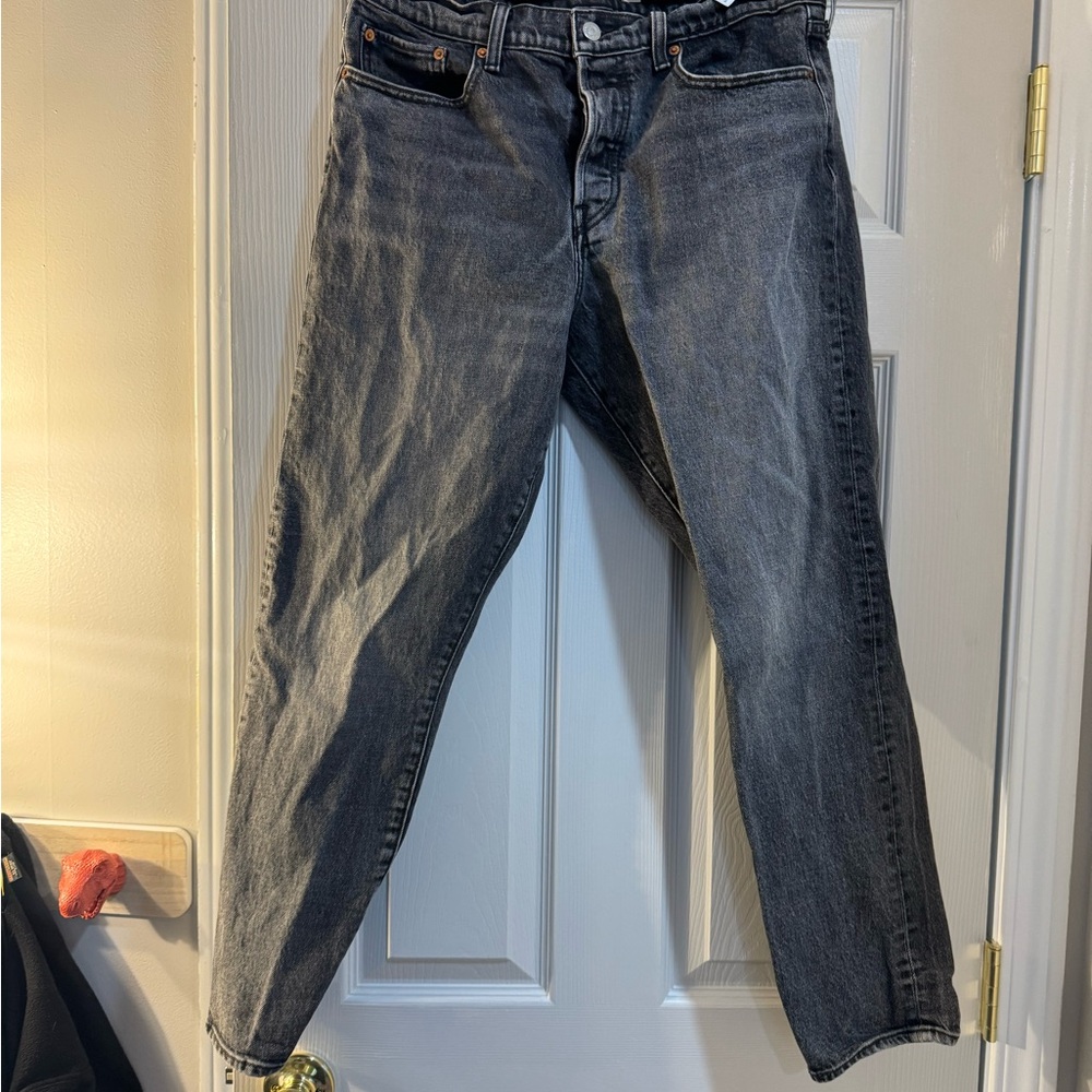 Levi’s Wedgie jeans